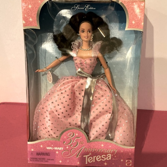 Teresa Barbie Doll Special Edition 1997 35th Anniversary - Picture 5 of 10